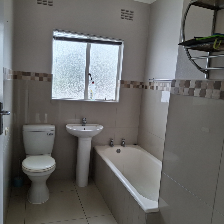 3 Bedroom Property for Sale in Beacon Bay Eastern Cape
